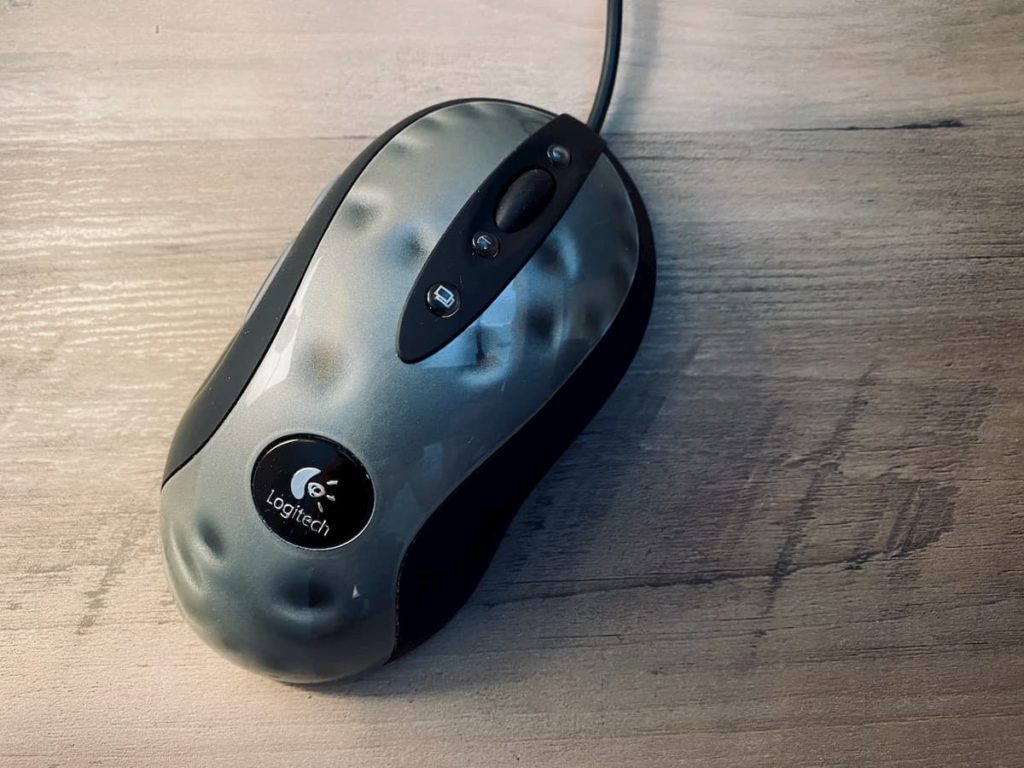 Logitech MX518 review (my go-to mouse for the past